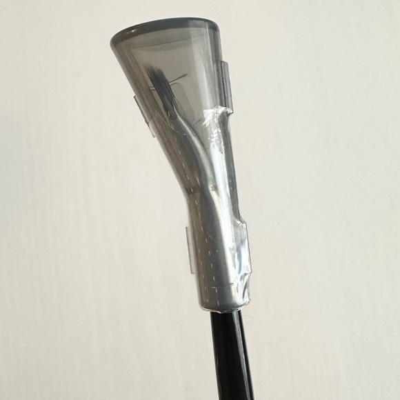 *NEW* Sephora PRO Lash Fan Brush - Picture 4 of 4